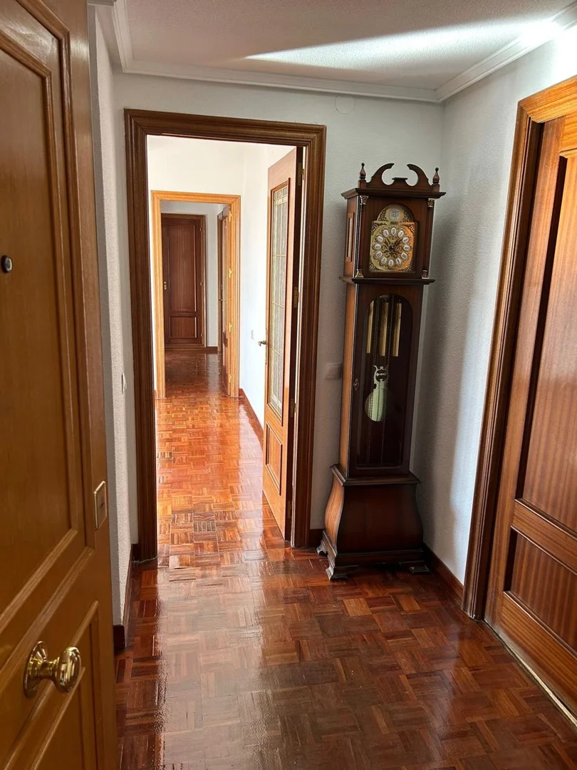 Piso en calle de Oña, 95 - Foto 3