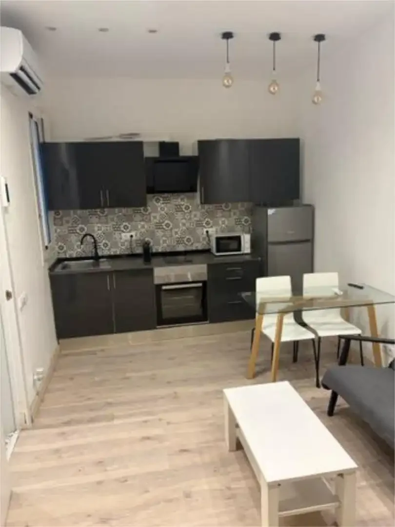 Estudio en Les Corts - Foto 2
