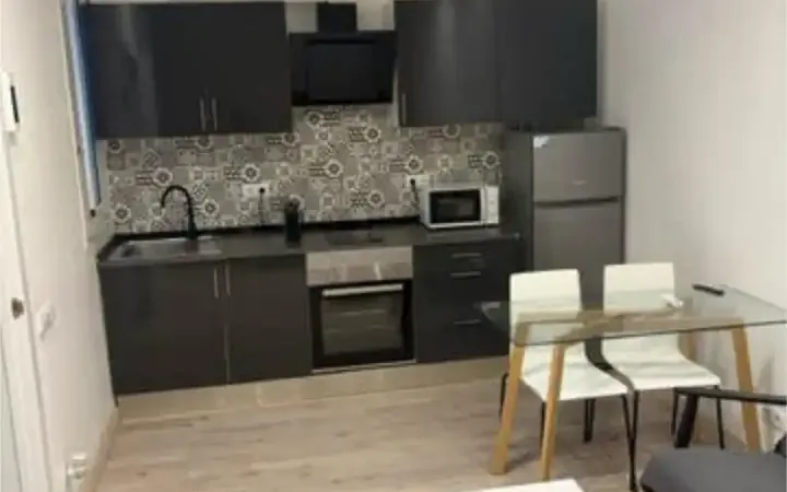 Estudio en Les Corts - Foto 2