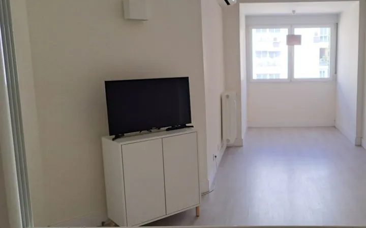 Piso en Calle Rafael Calvo, 31, Almagro - Foto 3