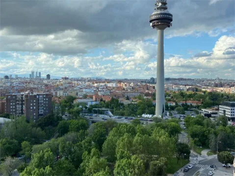 Piso en  Calle de Juan Esplandiú 21 - Foto 3