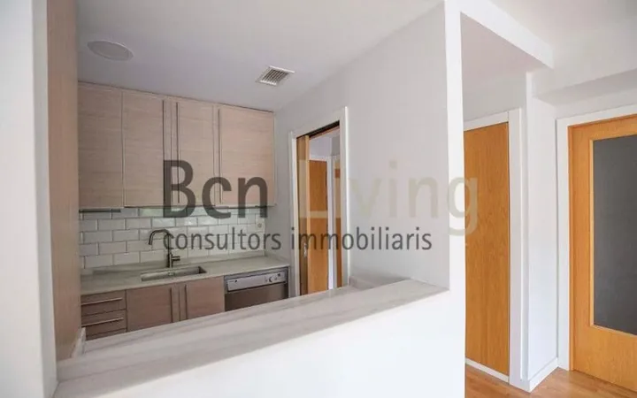 Piso en Calle de Bac de Roda, 102, Provençals del Poblenou - Foto 5