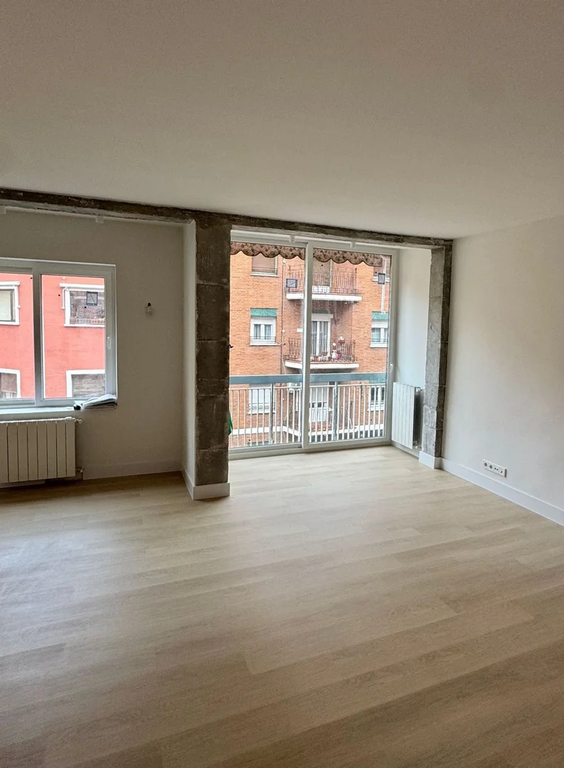 Piso en calle Luis Vives, 14