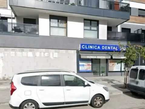 Local comercial en  Calle de Francisco Grande Covián 61 - Foto 4