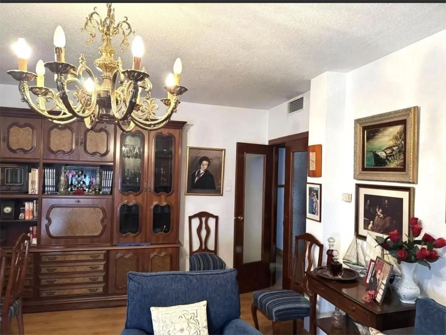 Piso en  Calle de Binéfar 8 - Foto 3