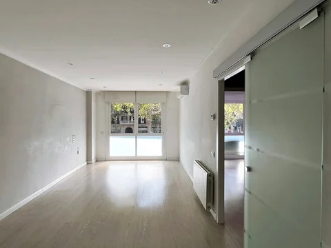 Piso en El Fort Pienc - Foto 1