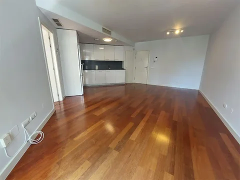 Piso en  Calle de Carlos y Guillermo Fernández Shaw 1 - Foto 2