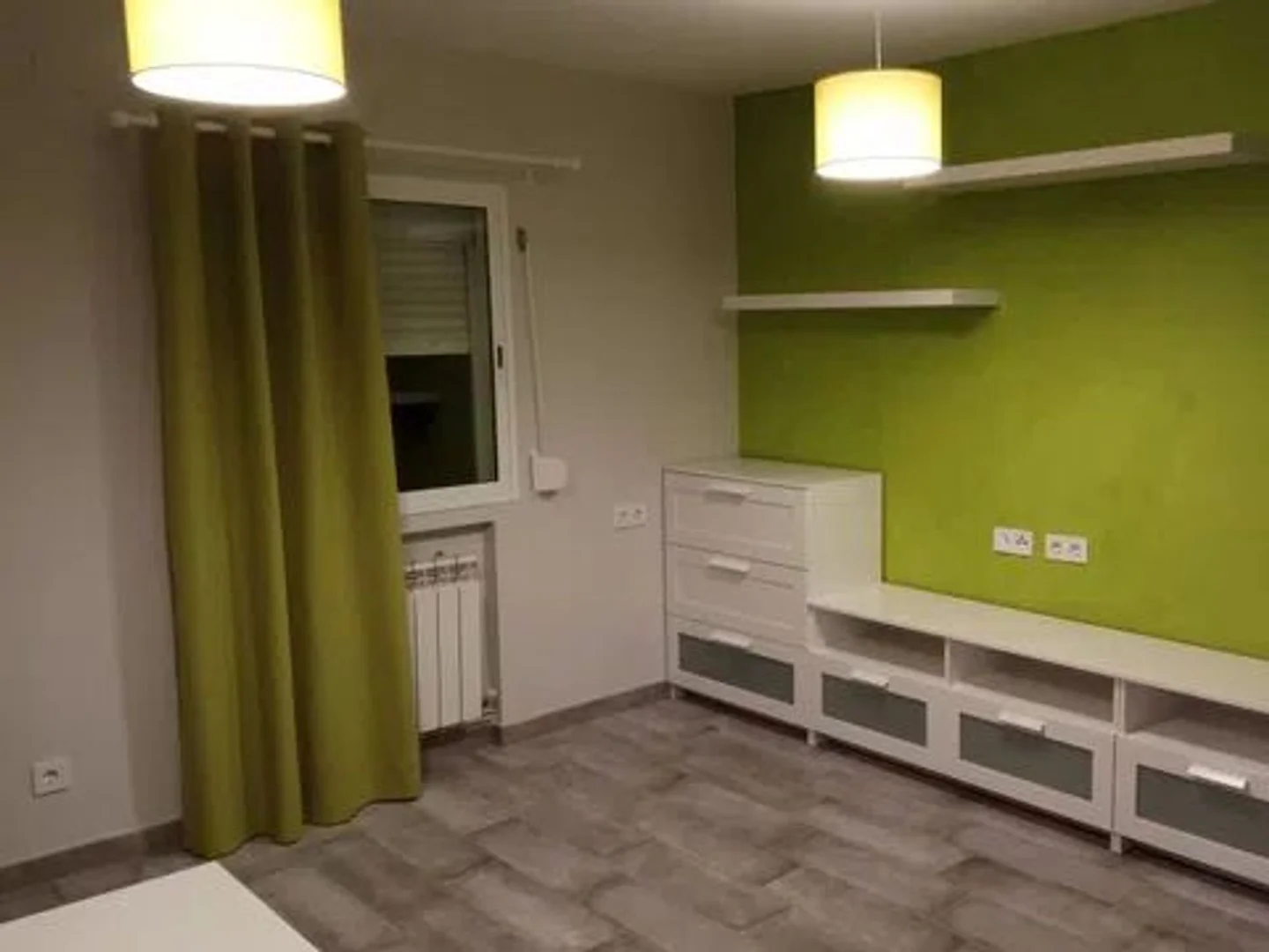 Piso en calle del Camino Viejo de Leganés, 93