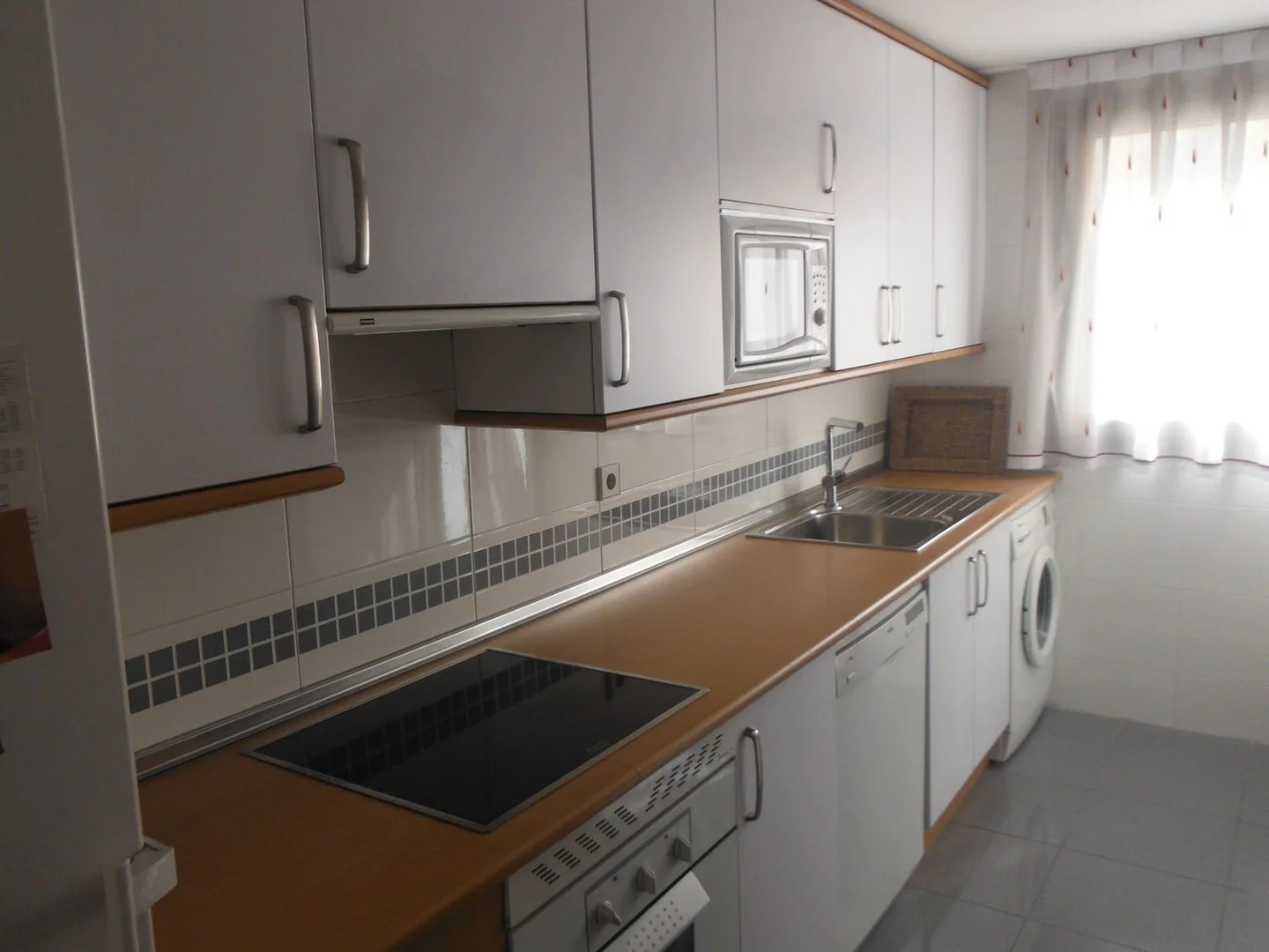 Piso en calle María de Portugal, 44 - Foto 5