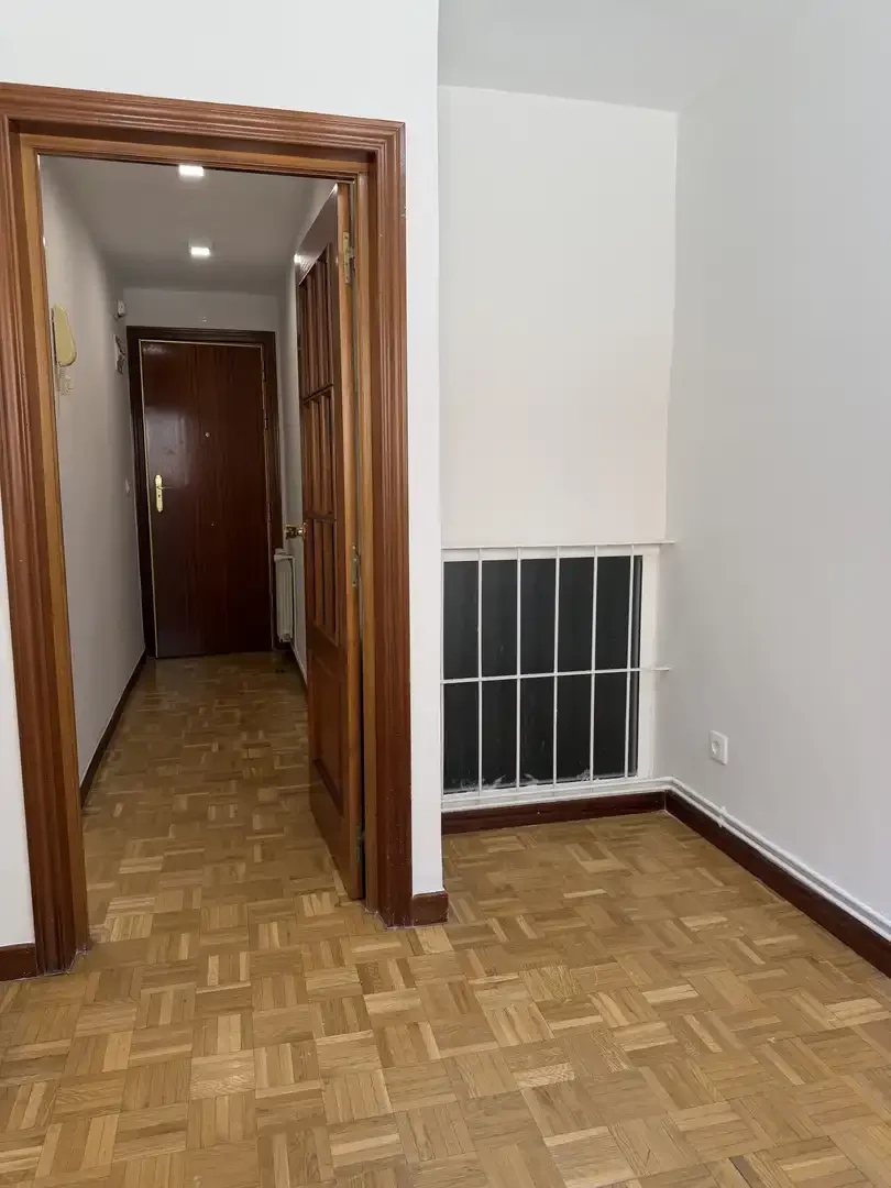 Piso en  Calle de Vázquez de Mella 27 - Foto 6