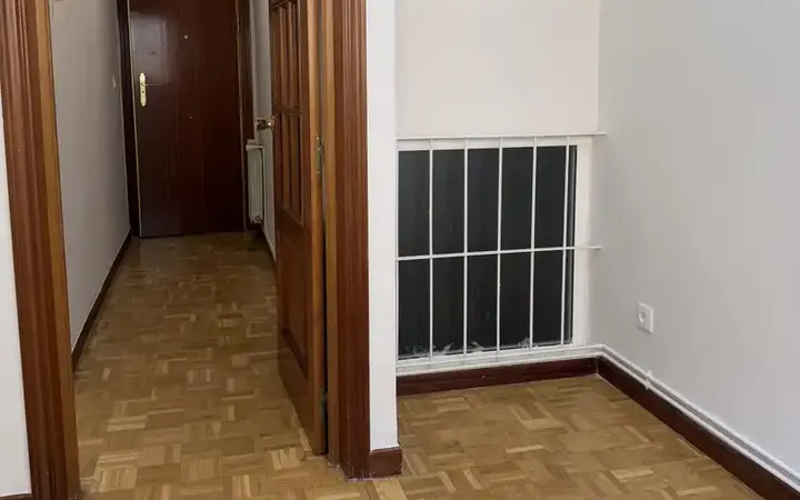 Piso en  Calle de Vázquez de Mella 27 - Foto 6