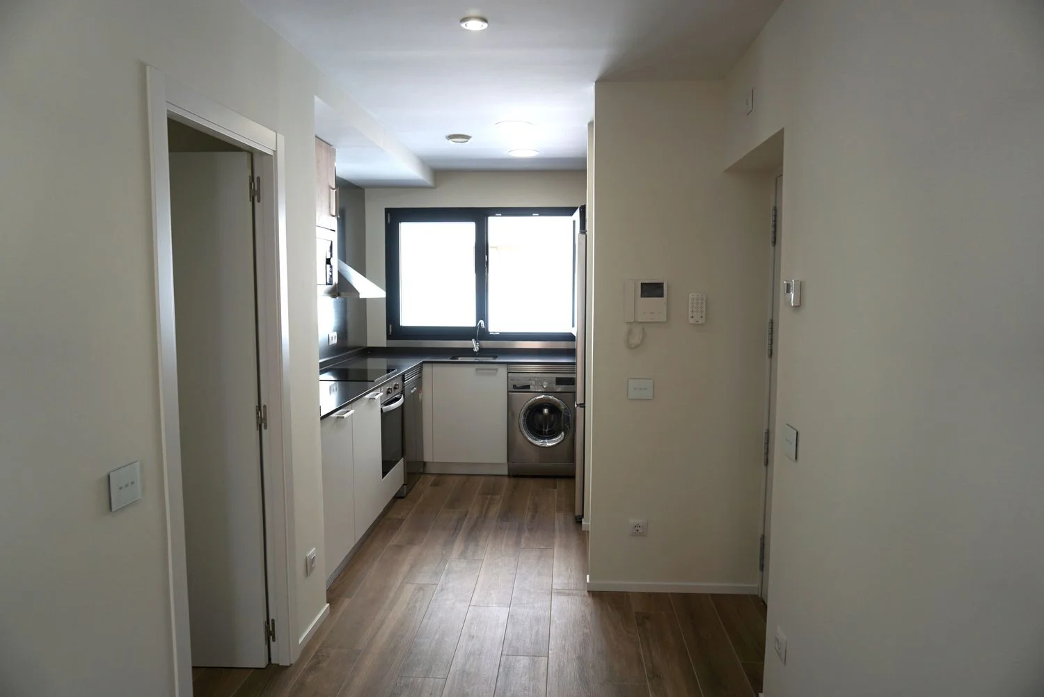 Piso en calle de Dulcinea, 43 - Foto 1