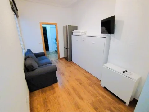 Piso en  Calle de Manuel Fernández y González 7 - Foto 4