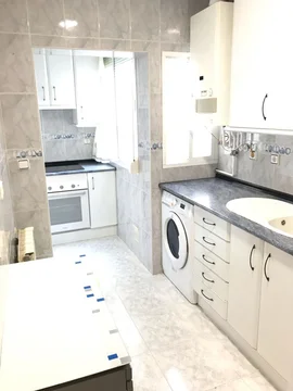 Piso en Barrio Tres Olivos - Valverde - Foto 4