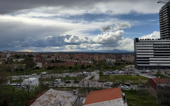 Piso en Calle del Sorgo, 21, Valdeacederas - Foto 1