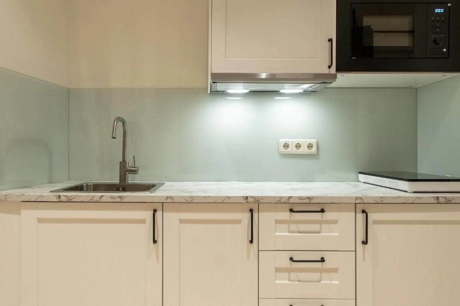 Piso en calle del mesón de paredes, 3 - Foto 1