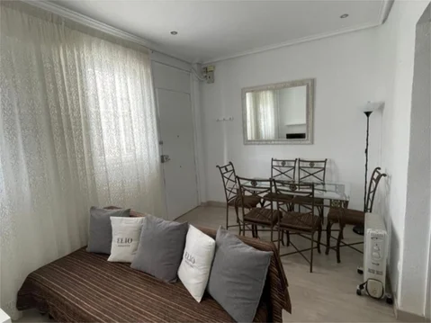 Piso en  Calle de Narváez nº 70 - Foto 3