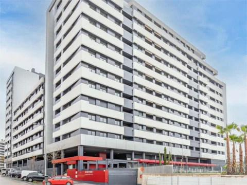 Piso en  Calle del Duque de Tovar 11 - Foto 2