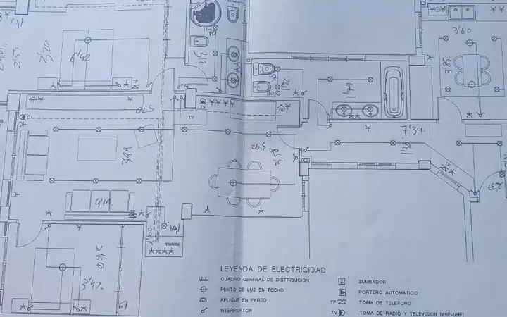Piso en  Avenida de la Reina Victoria 19 - Foto 4