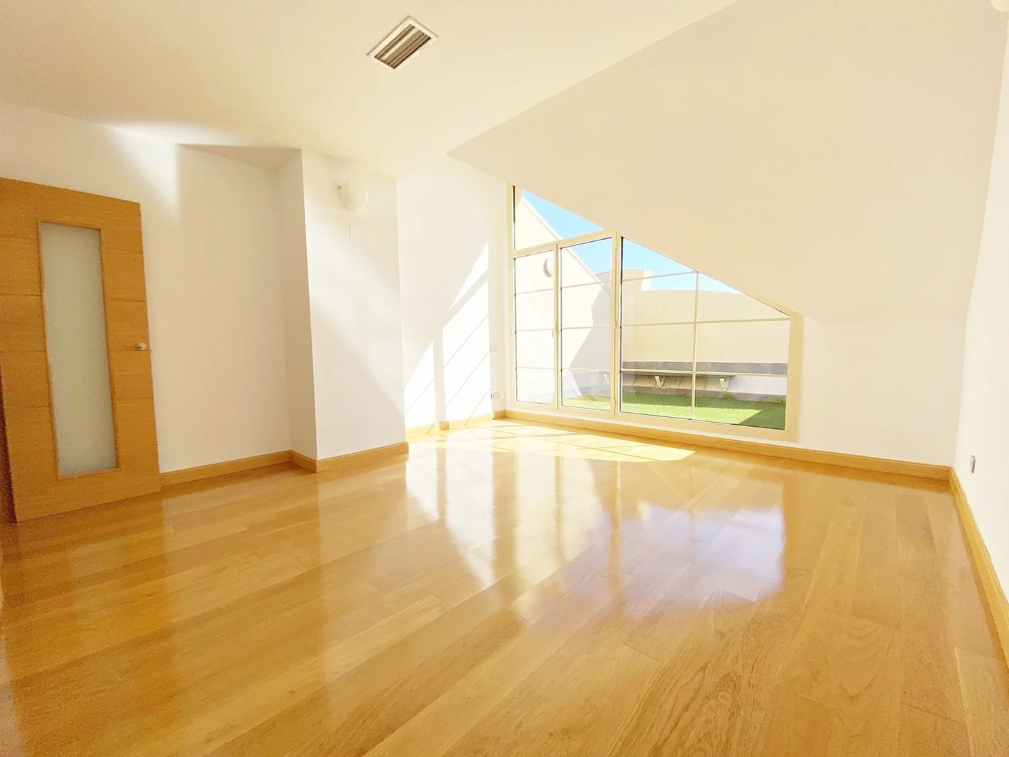 Ático en calle de Galileo, 8 - Foto 1