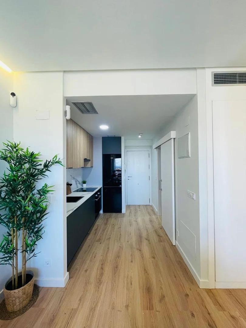 Estudio en calle de Dulce Chacón, 23 - Foto 2