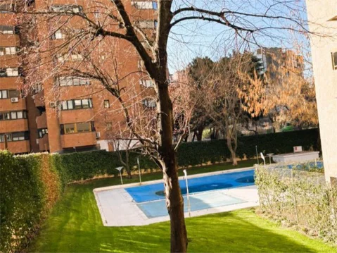 Piso en  Calle de Pedro Rico 13 - Foto 40