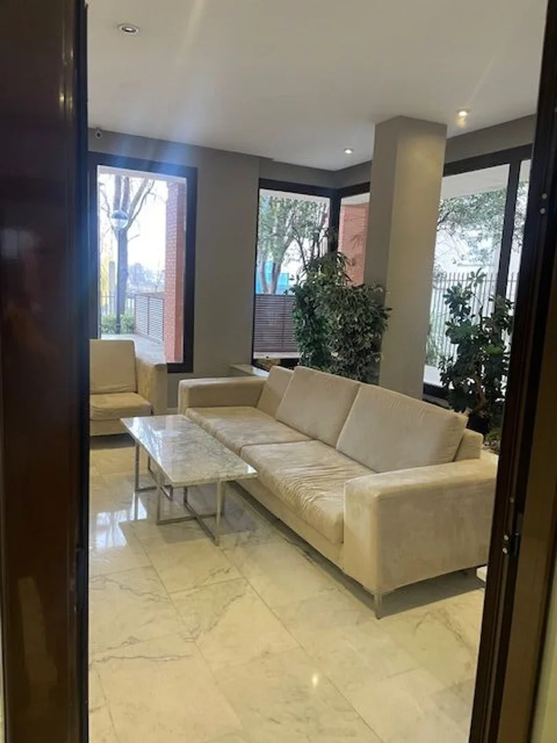 Piso en calle de Belfast, 13 - Foto 3