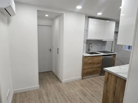 Piso en  Calle Almonacid 1 - Foto 1