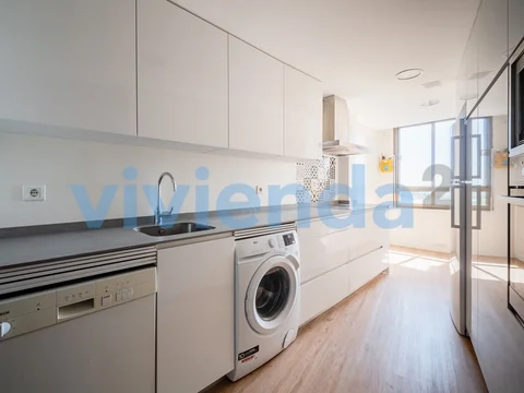 Alquiler de piso en Castilla - Foto 3