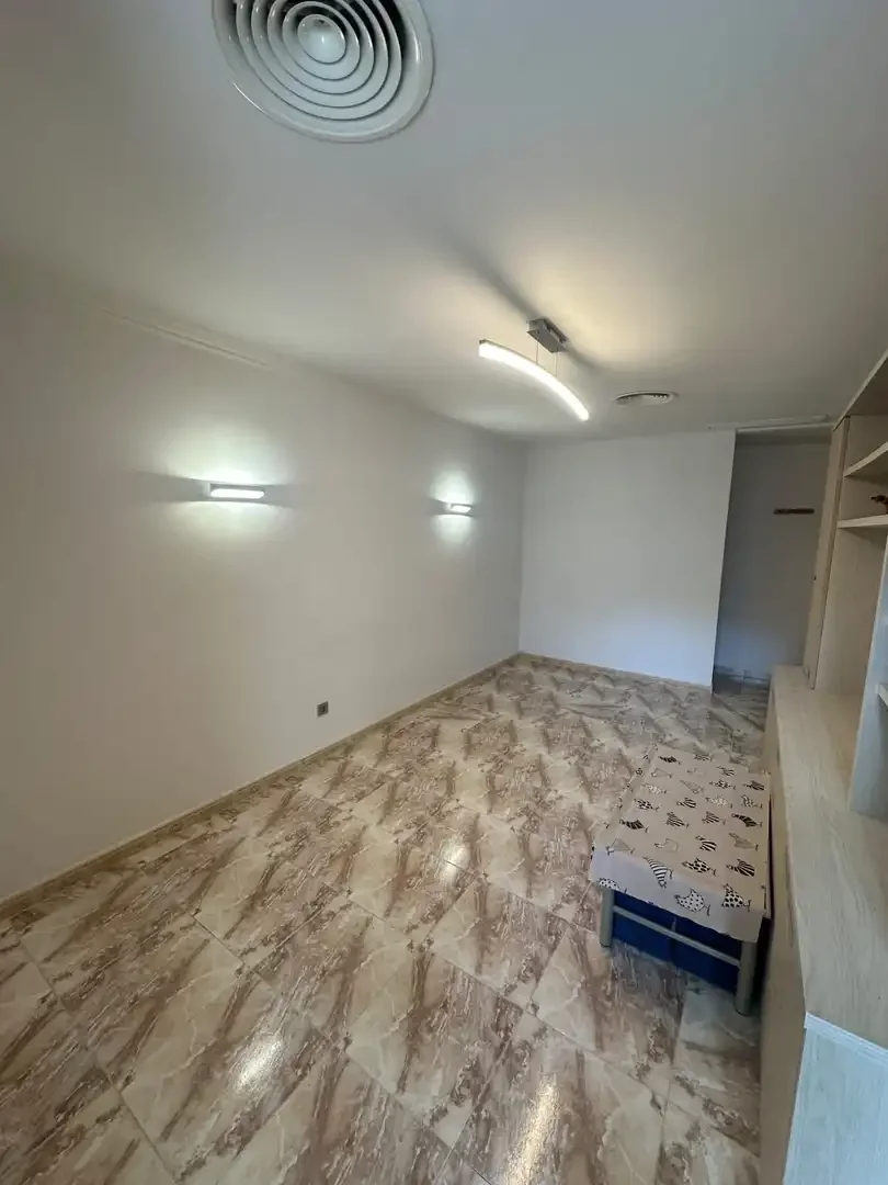 Piso en  Carrer d'Alcolea 133 - Foto 6