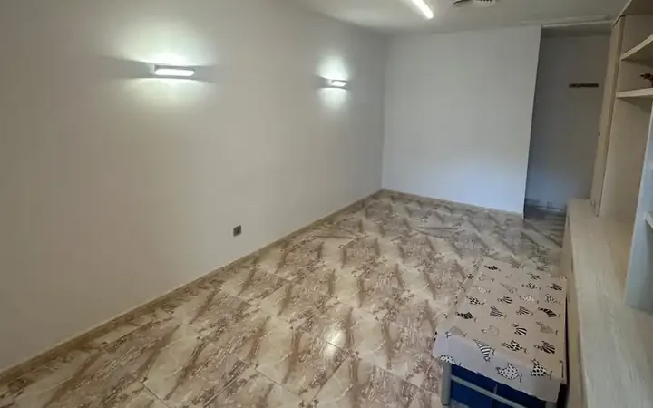 Piso en  Carrer d'Alcolea 133 - Foto 6