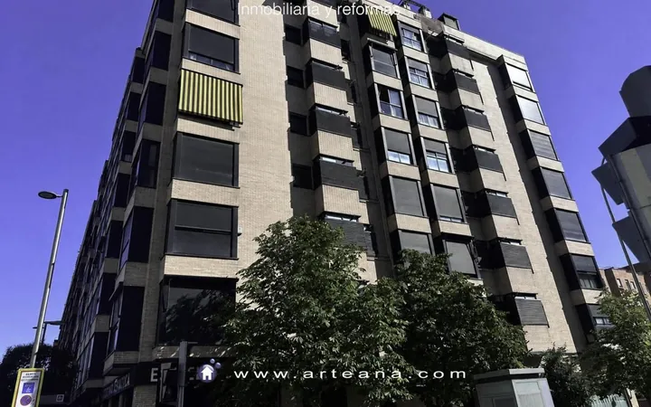 Piso en Calle del Cerro de la Plata, Adelfas - Foto 1
