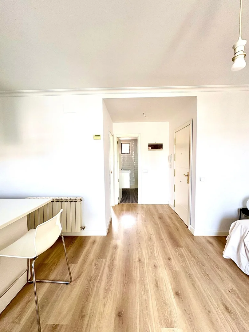 Piso en Calle del Amor Hermoso, 76, Almendrales - Foto 6