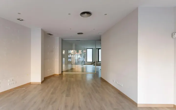 Local comercial en   CALLE BILBAO 180 - Foto 11