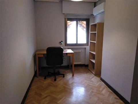 Piso en  Calle de Juan Esplandiú 4 - Foto 12