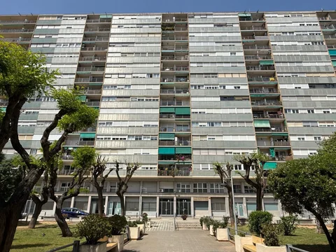 Piso en Sant Martí de Provençals - Foto 1