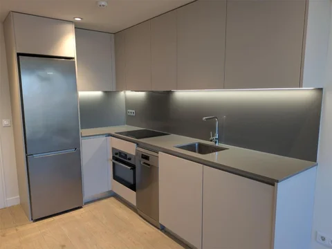 Piso en calle Calle de Embajadores 107 - Foto 3