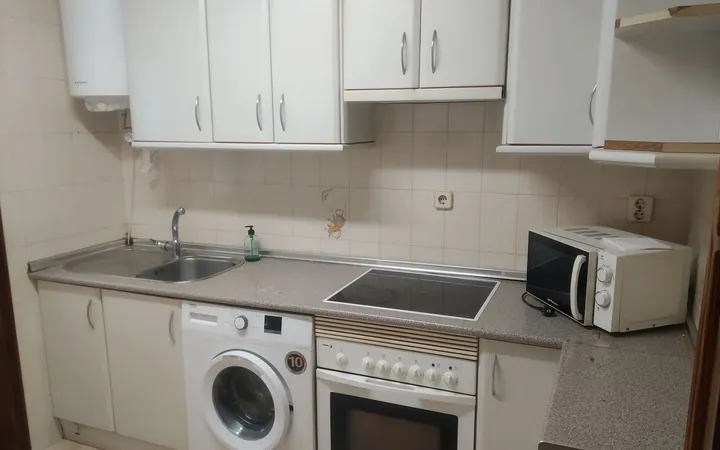 Piso en Calle de Ponferrada, 46 - Foto 1