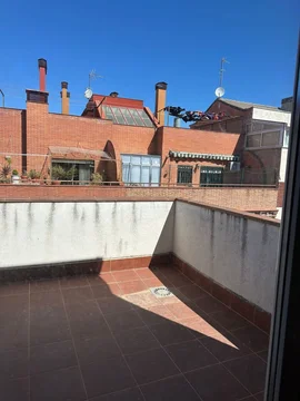 Dúplex en calle Humanitarias, 8 - Foto 1