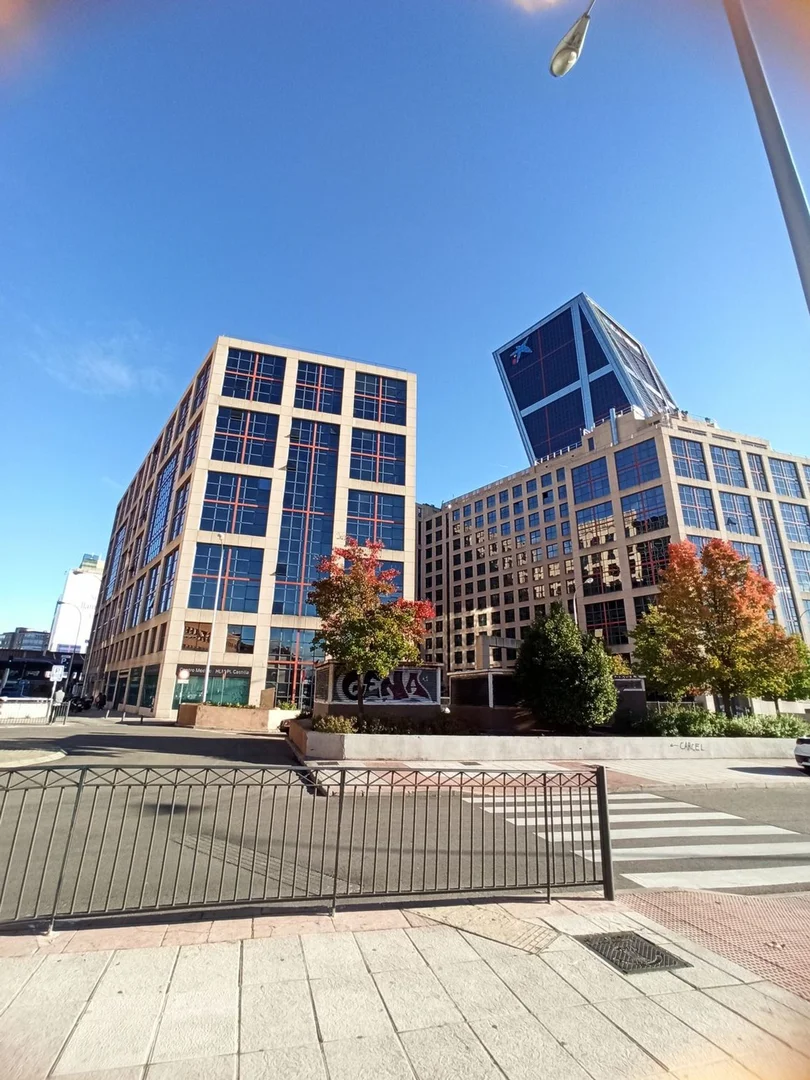 Piso en Barrio Ventilla-Almenara - Foto 3