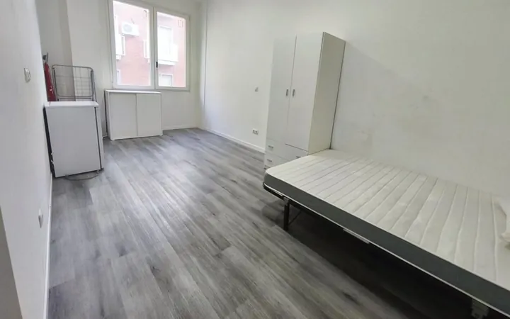 Estudio en Calle del Manco de Lepanto, Numancia - Foto 1