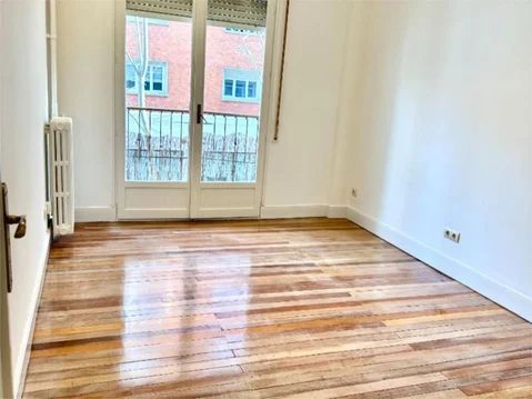 Piso en  Calle de Santiago Bernabéu 6 - Foto 6