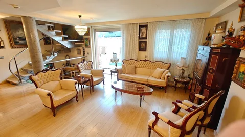 Chalet adosado en Barrio Canillejas - Foto 4