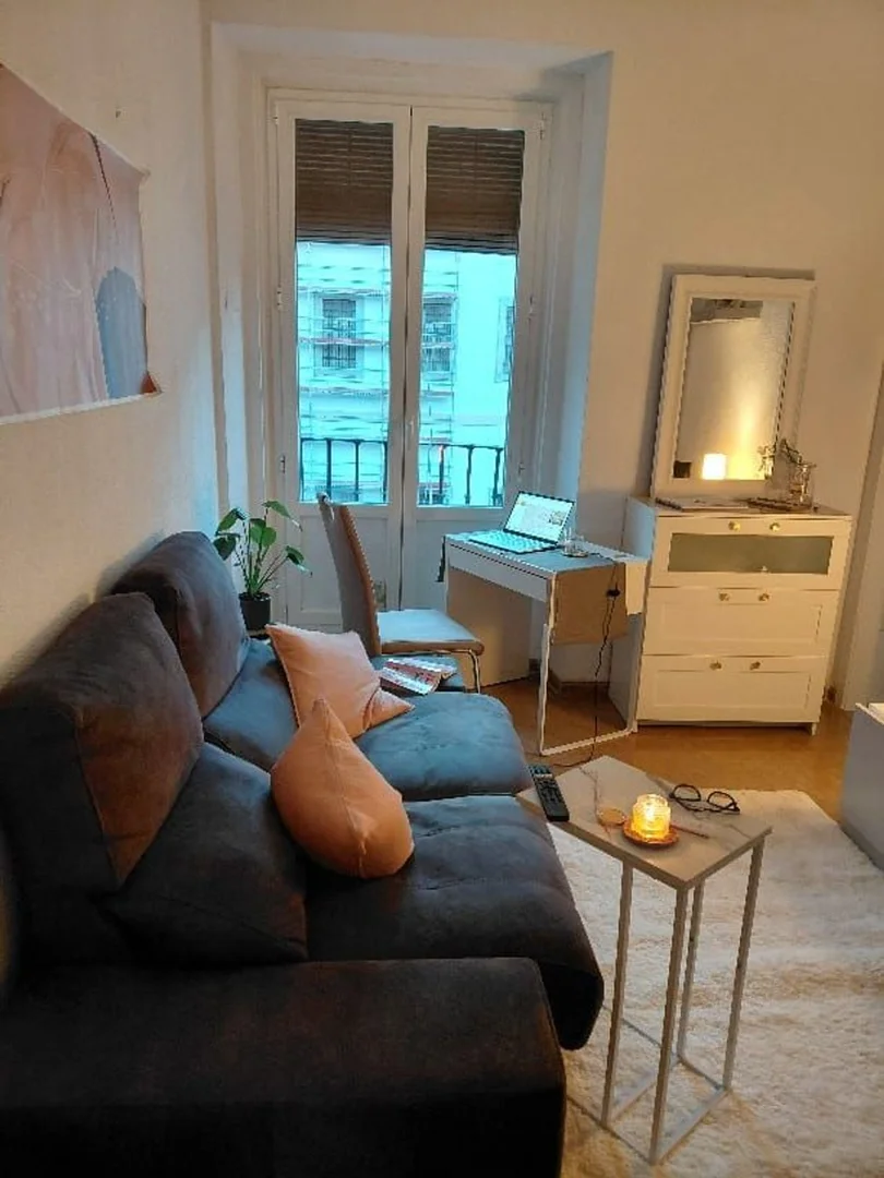 Piso en calle de Santa Isabel, 50 - Foto 1