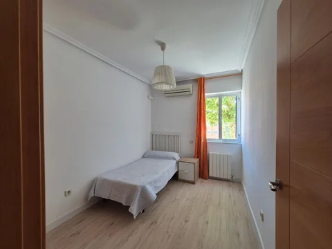 Piso en Valdezarza - Foto 14