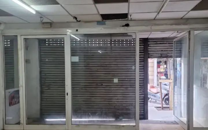Local comercial en  Carrer de Sugranyes 1 - Foto 5