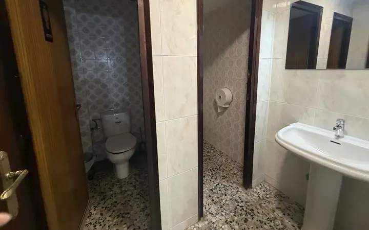 Local comercial en  Carrer de la Jota 119 - Foto 1