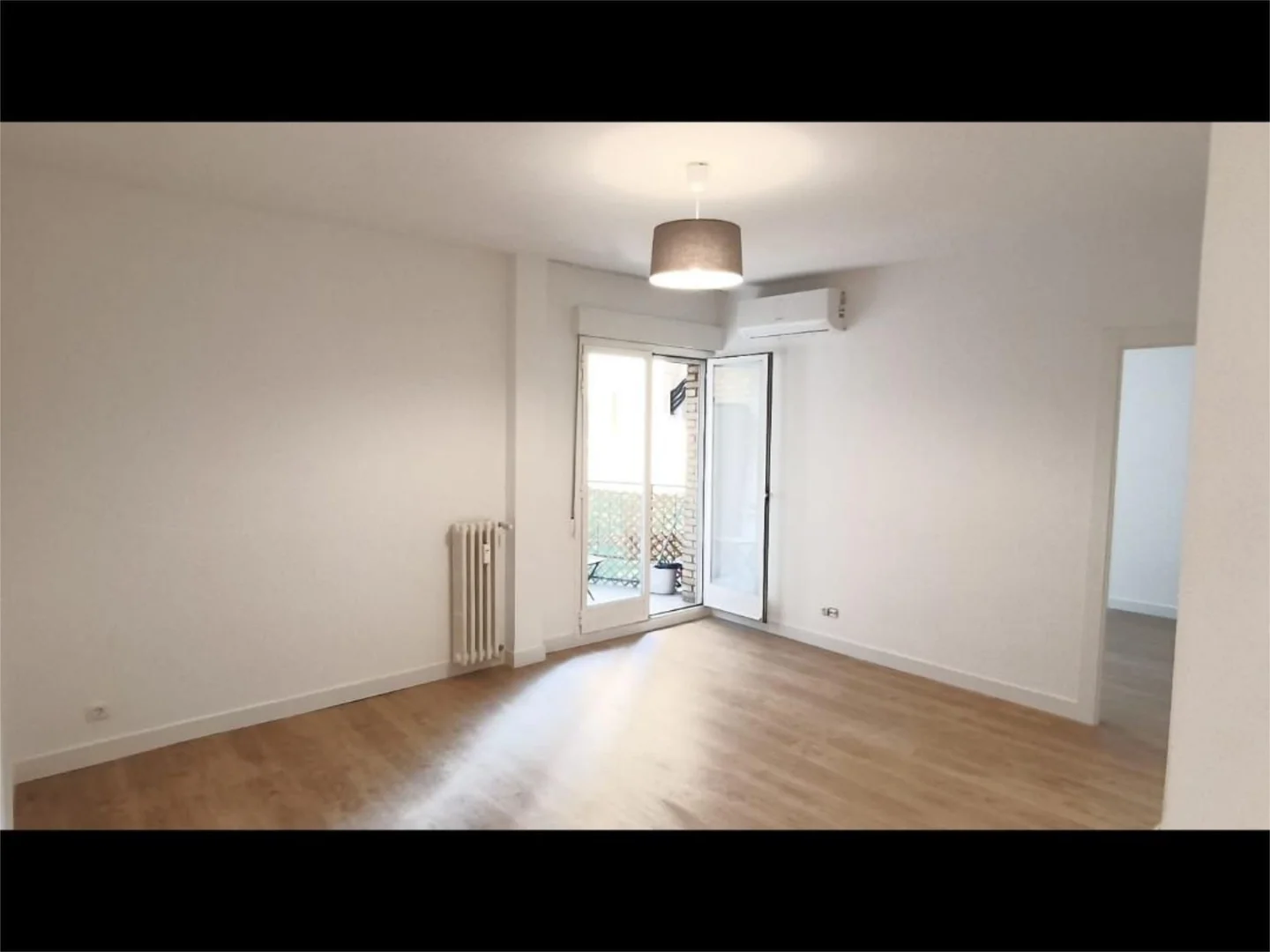 Piso en  Calle del Aviador Zorita 8 - Foto 3