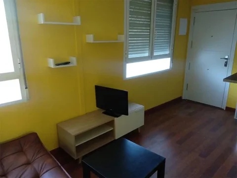 Piso en  Calle del Parroco Eusebio Cuenca 34 - Foto 6