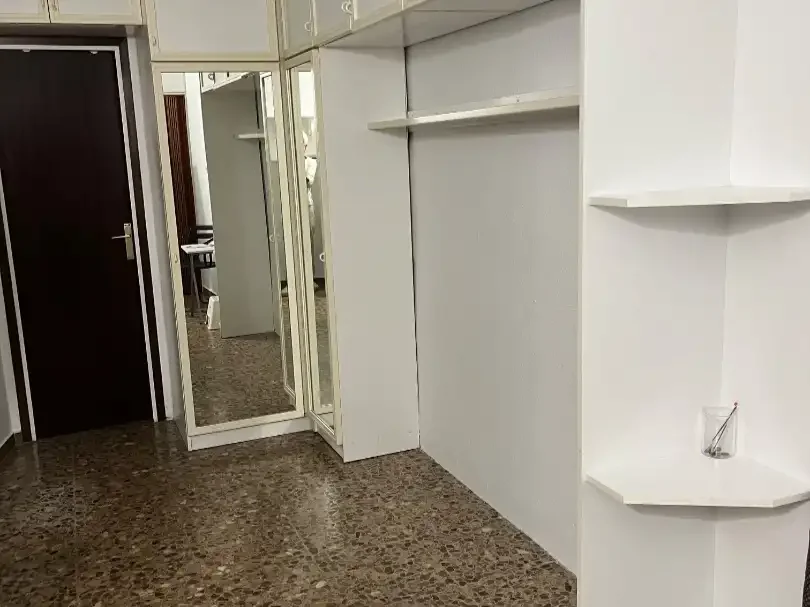 Estudio en  Carrer de Mejía Lequerica 10 - Foto 2